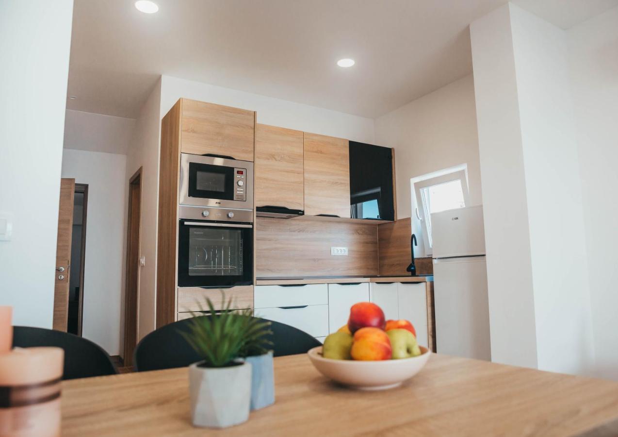 Apartments Nina בריסט מראה חיצוני תמונה